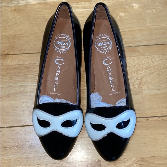 NIB JEFFREY CAMPBELL MASQUE BLACK PATENT SHOES - Picture 2 of 12